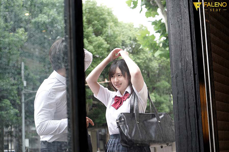 Xin trú mưa, cô em Kaname Momojiri vú to gạ đụ luôn thầy giáo
